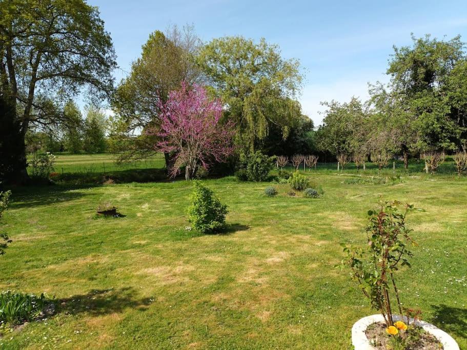 Holiday home Le Domaine Du Bengal 2 Veuil
